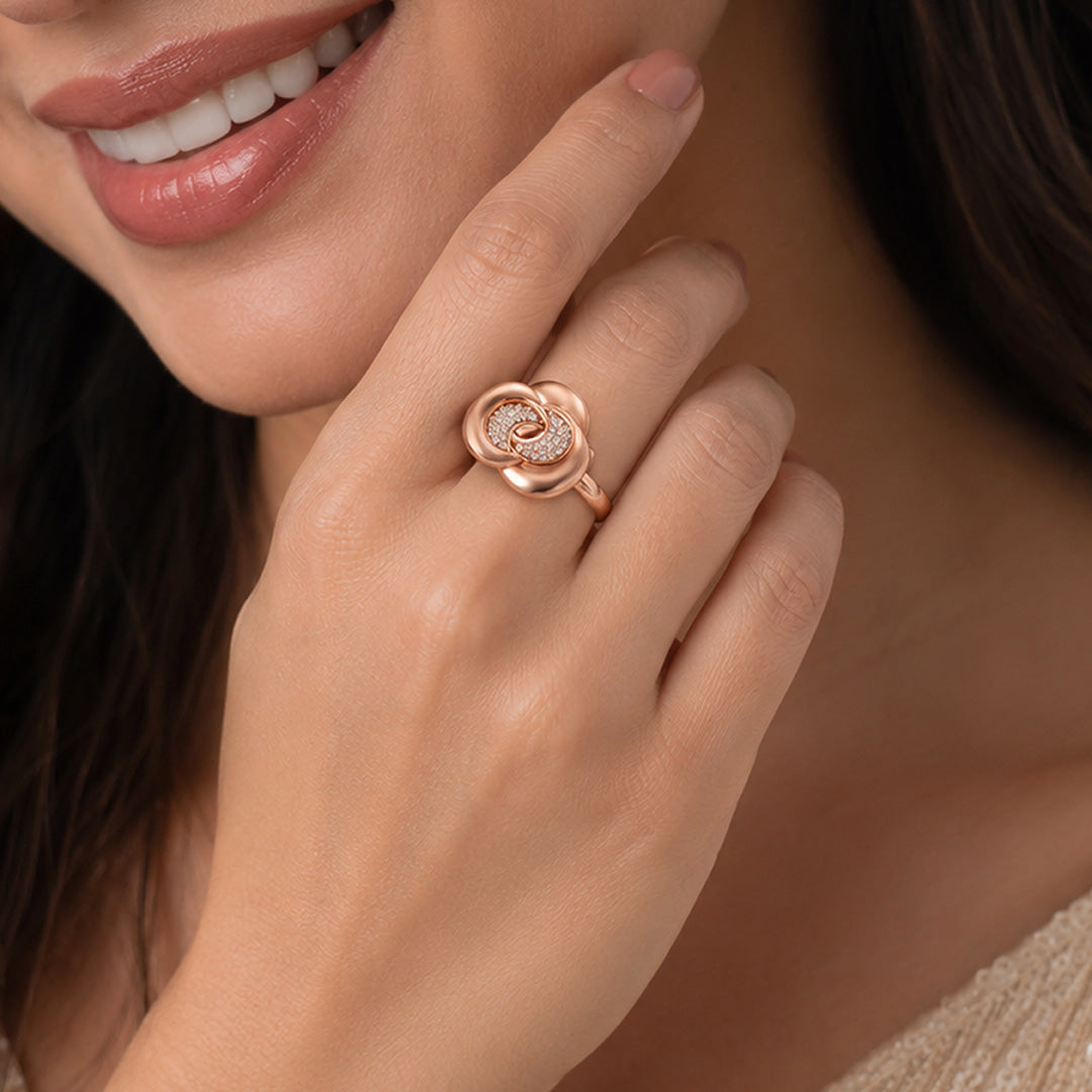 Rose Gold Abstract Interlocking Floral Ring