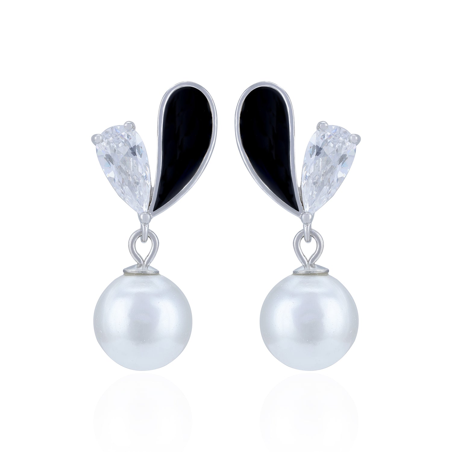 Pair of earrings with black and white gemstones