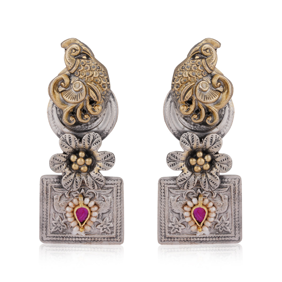 925 Sterling Silver Pearching Peacock Earring