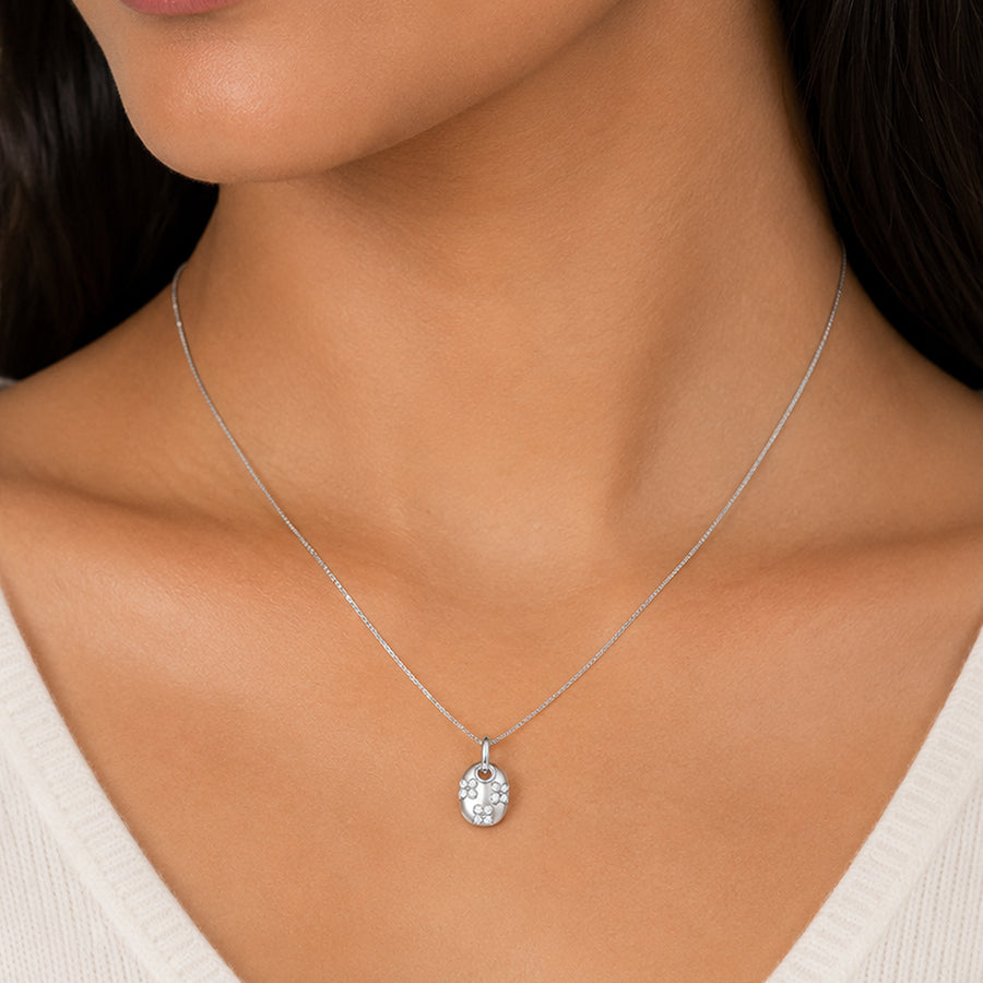 Clover Oval Crystal Silver ChainPendant