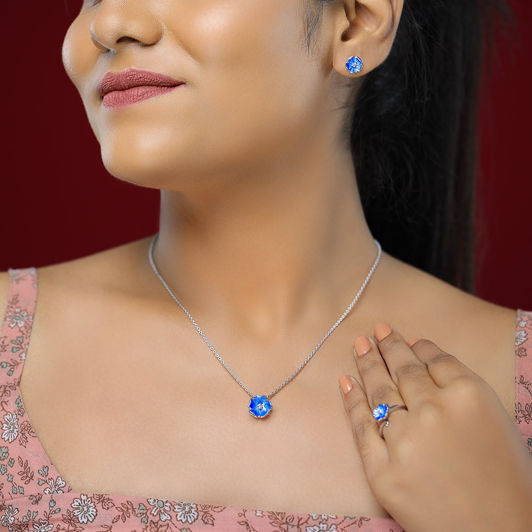 Deep Blue Petals Rhodium Plated 925 White Shine Center Chain Pendant