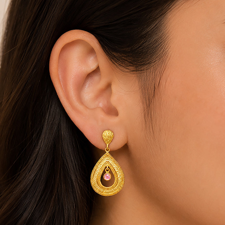 Golden Petal Radiance 925 Sterling Silver Earring