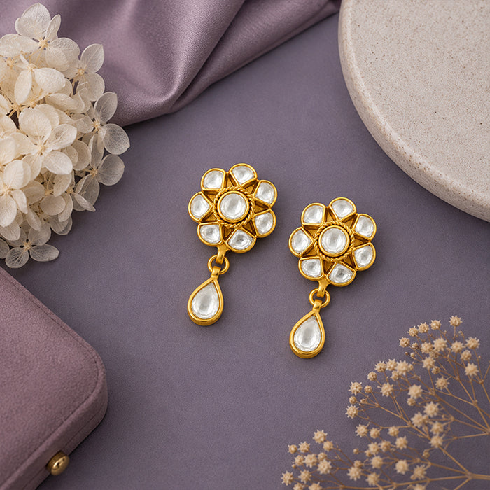 Golden Petal Brilliance 925 Sterling Silver Fashion Earrings