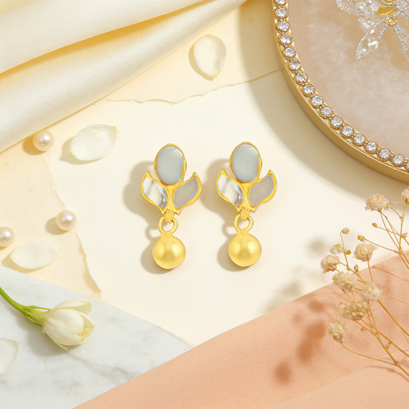 Mother Pearl Blossom 925 Sterling Silver Earrings