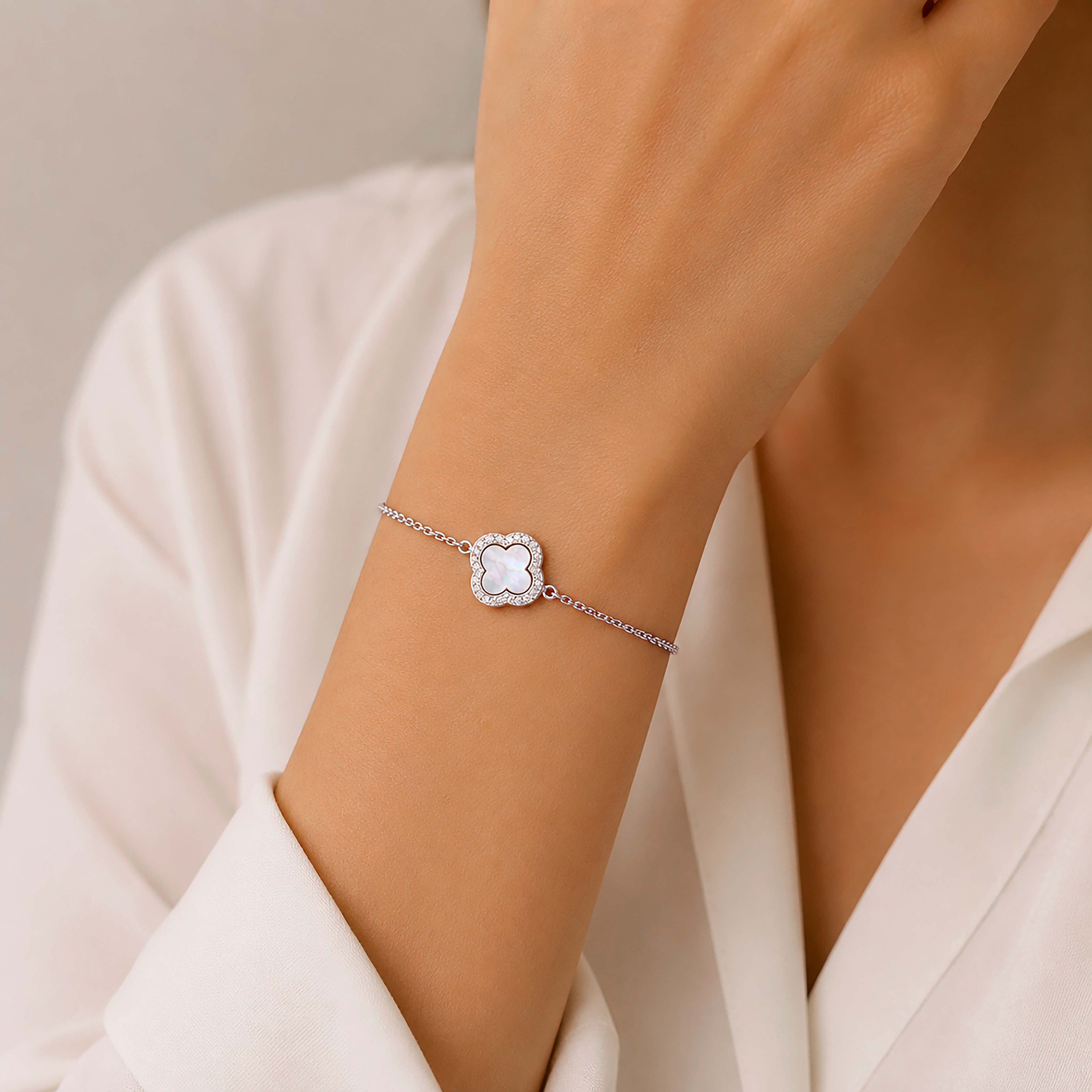 Mother of Pearl Clover 925 Sterling Silver Bracelet