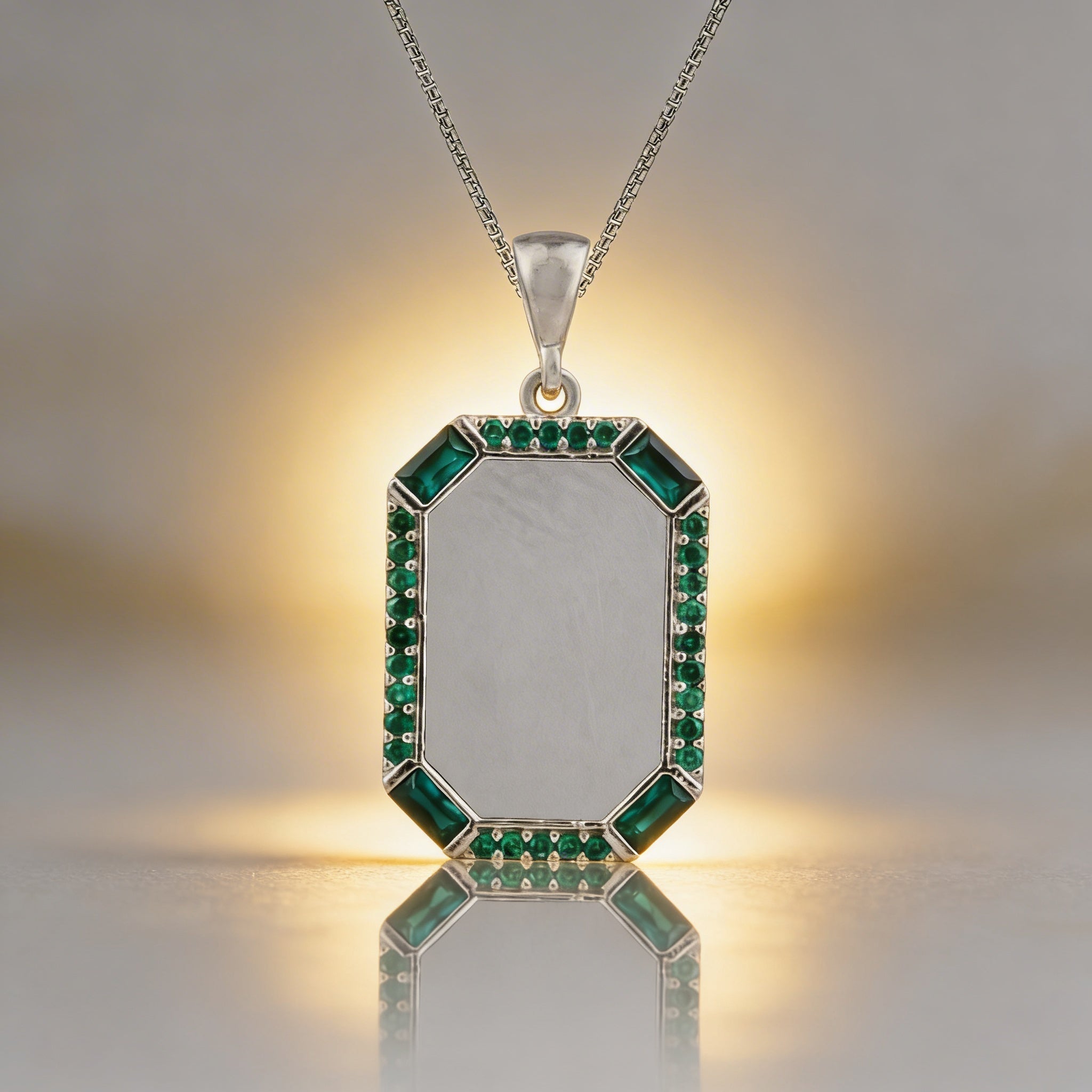 Royal Green Frame 925 Sterling Silver Engraving Pendant for women