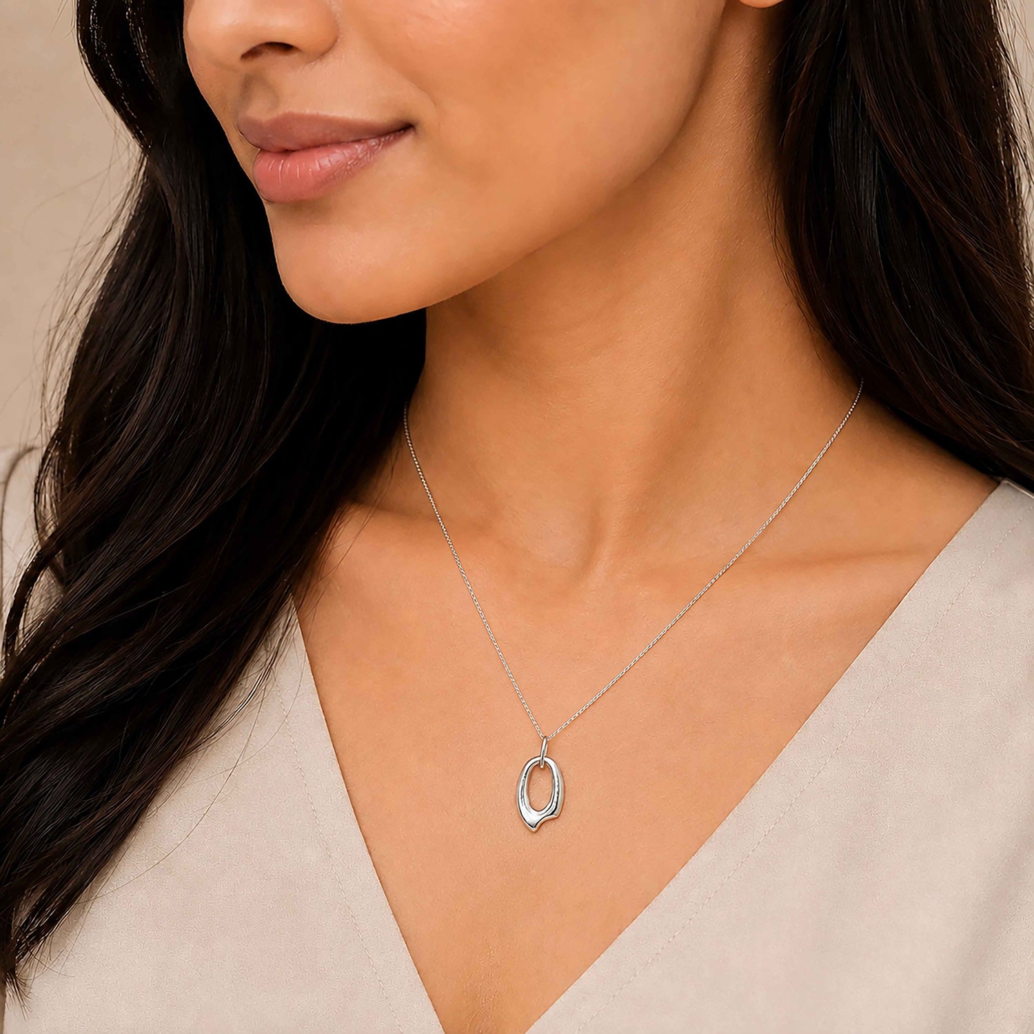 925 Sterling Silver Stunning Oval Chain