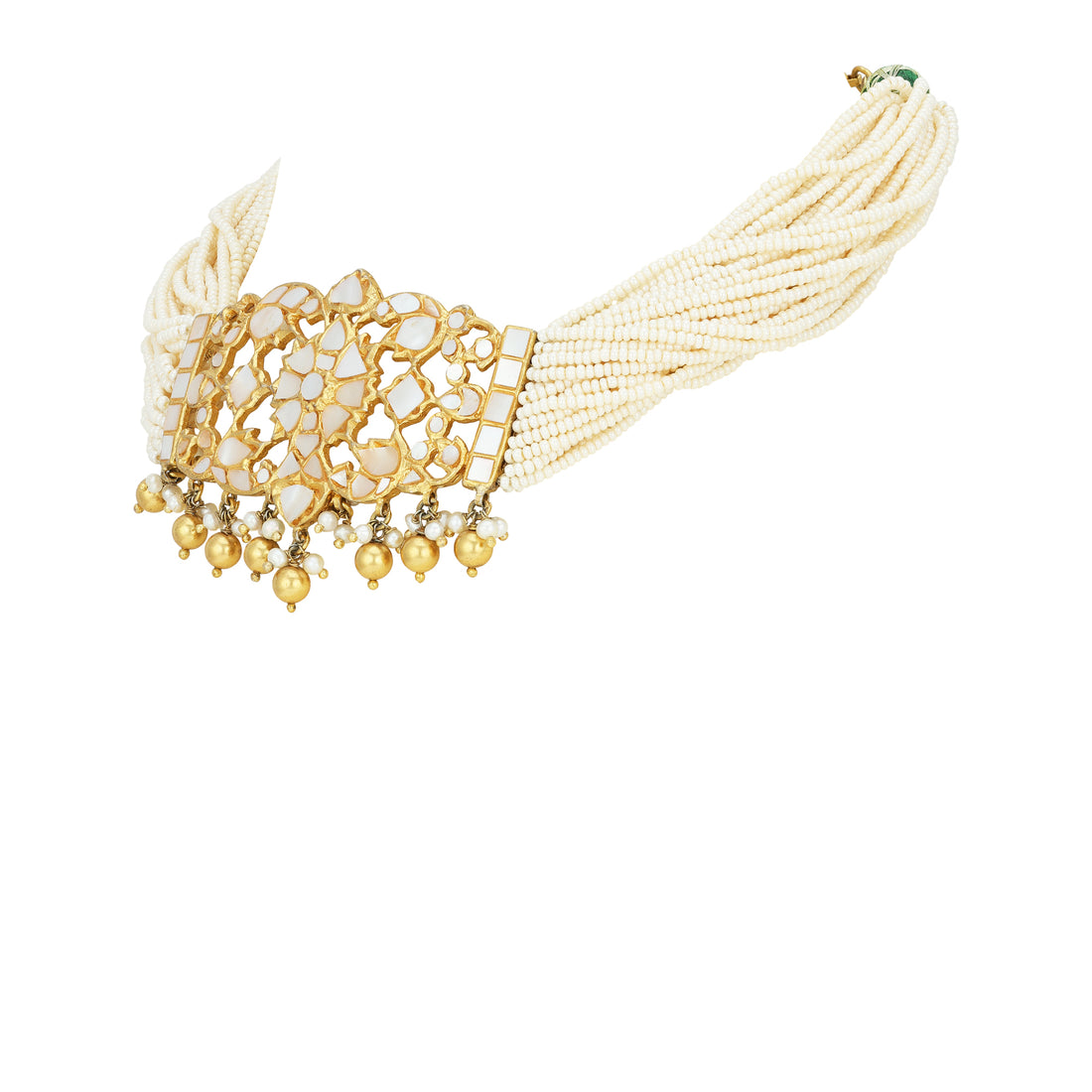 Close-up of Pearl Halo Kundan Centrepiece on 925 Silver Necklace for Women