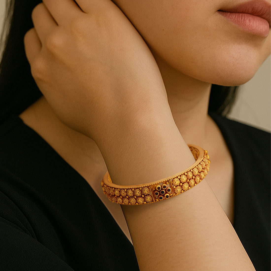 925 Sterling Silver Heritage Floral Cluster Bangle for Women