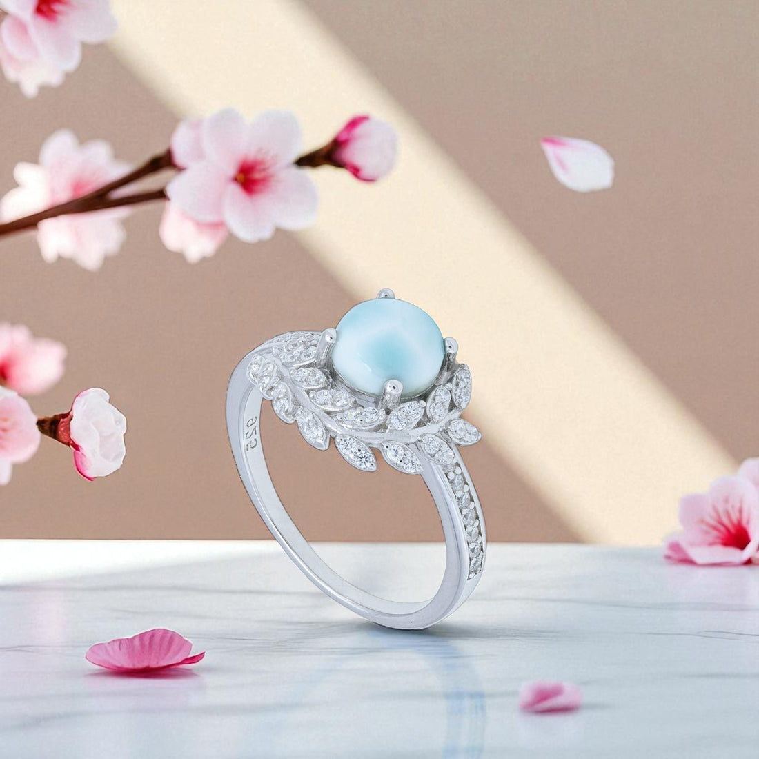 925 Sterling Silver Alluring Willow Glow Ring For Women
