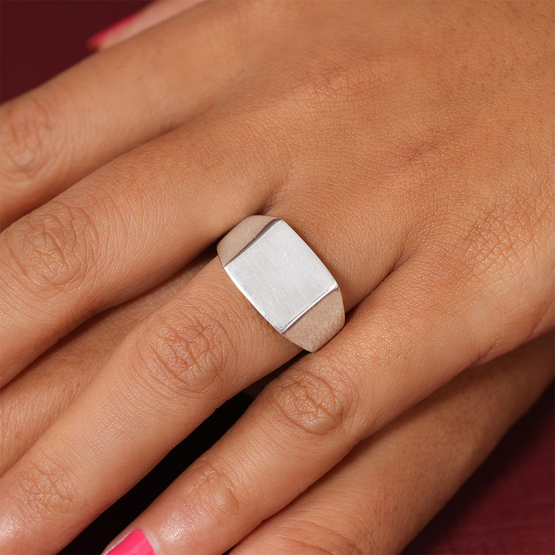 925 Sterling Silver Bold Box Rhodium Plated Engraved Ring