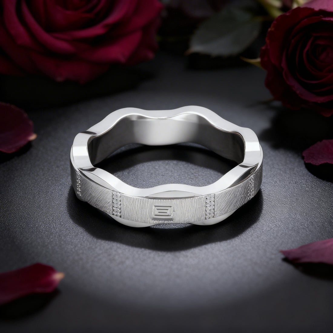 Artistic Wavy Engraving 925 Sterling Silver Ring for Women
