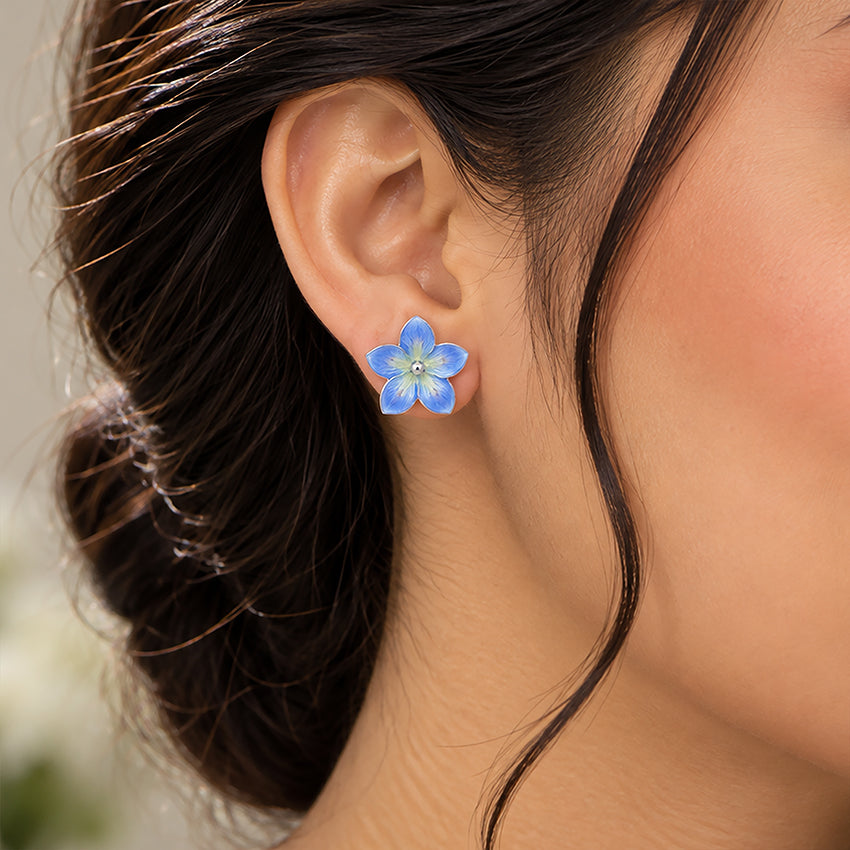 Atractive Blue Floral 925 Sterling Silver Stud