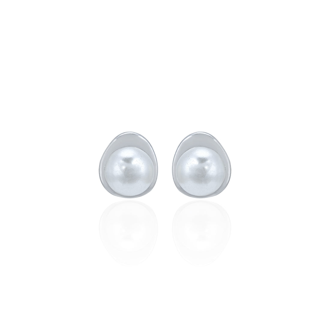 Charming Round Pearl 925 Sterling Silver Stud for Women