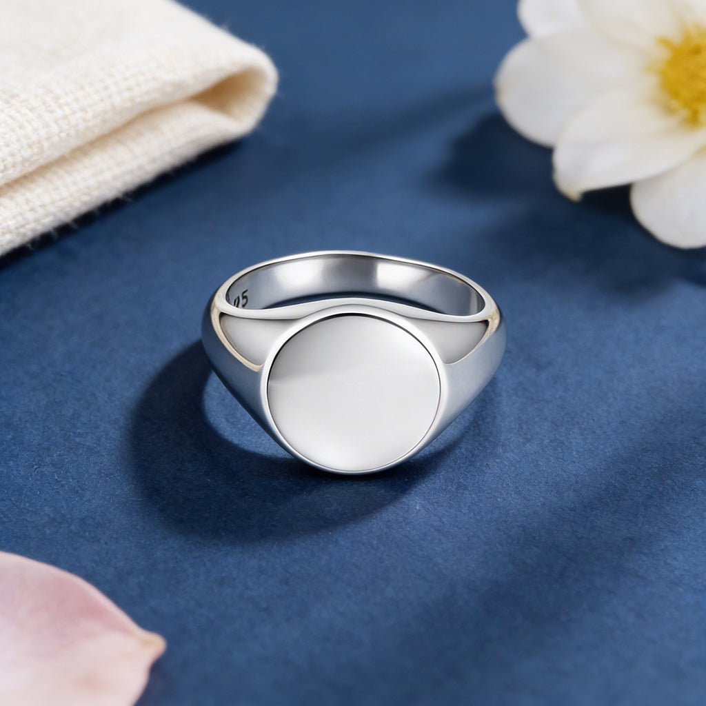 Classic Engraving Round Signet 925 Sterling Silver Ring for women
