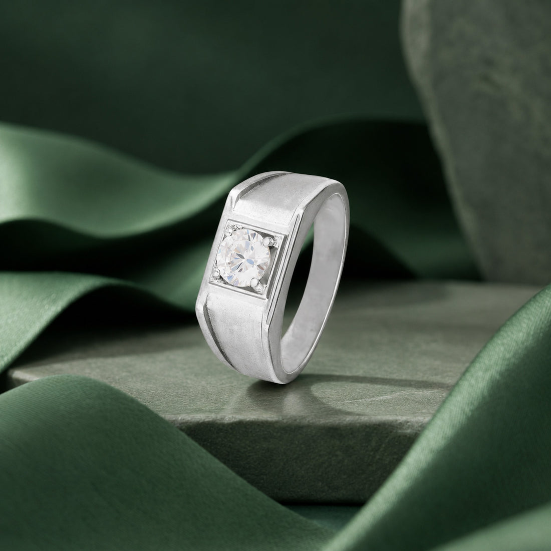 Classic Halo 925 Sterling Silver White Stone Ring