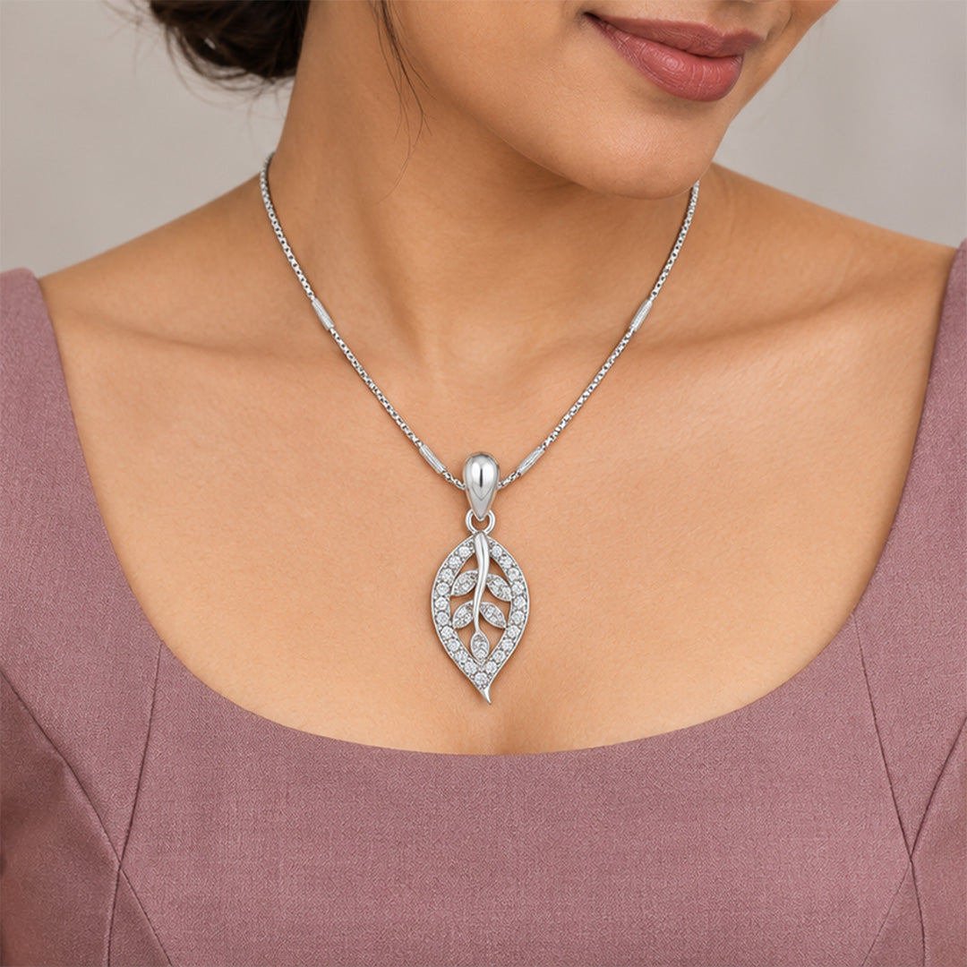 Classic Leaf Cluster Sterling Silver Pendant