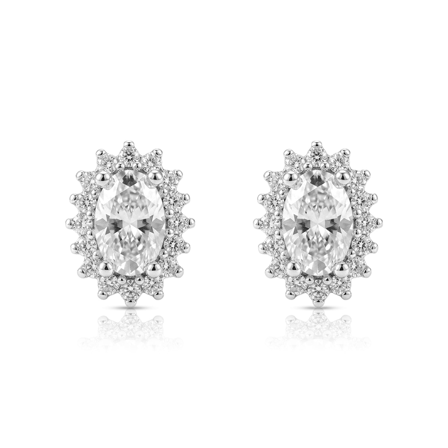 Classic Radiance Glow 925 Sterling Silver Stud for women