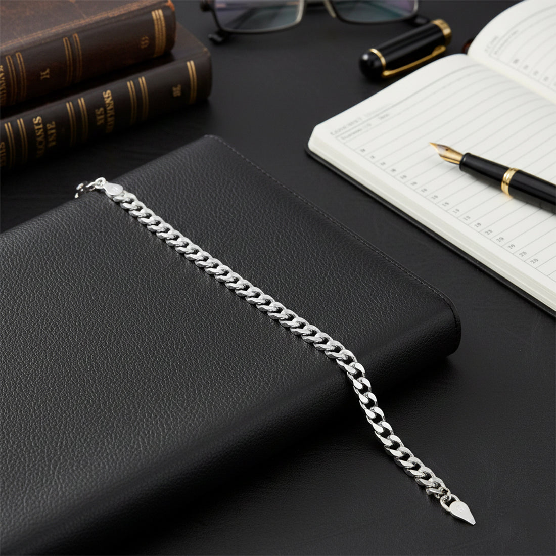 Compact Curb Silver Chain Bracelet