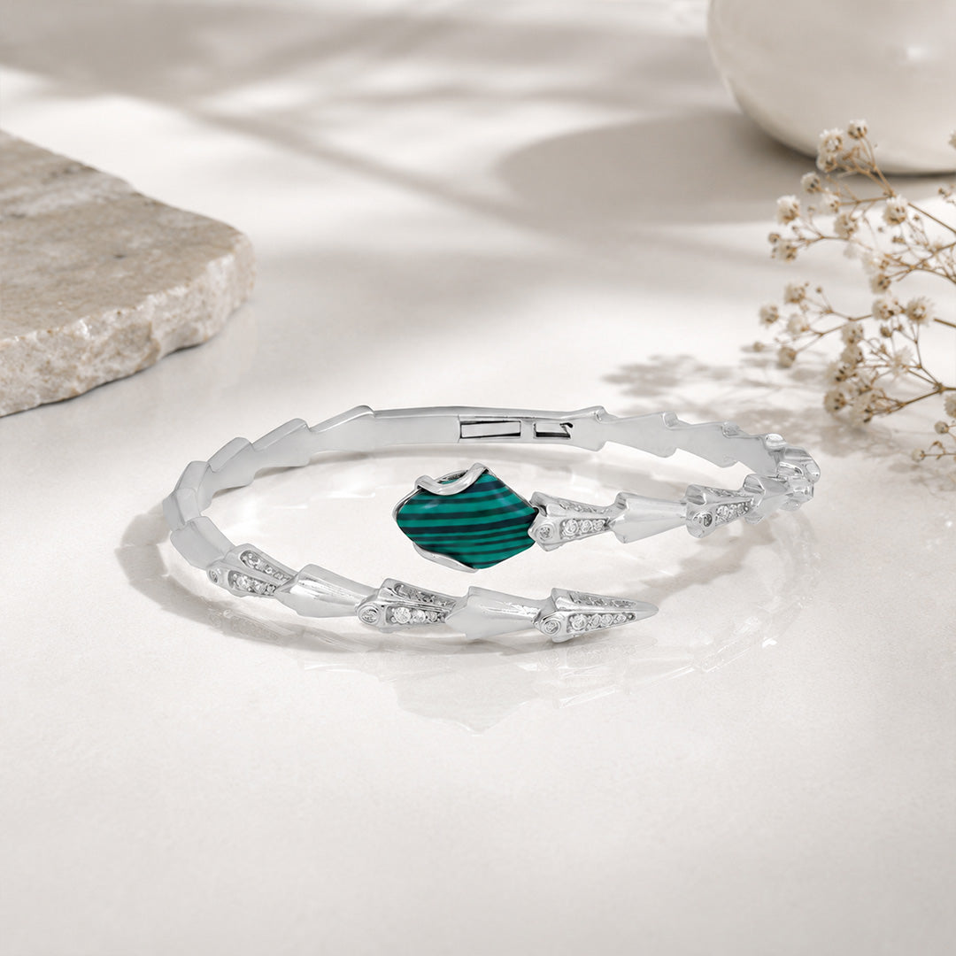 Dazzling Cobra Green Charm 925 Sterling Silver Kada for women