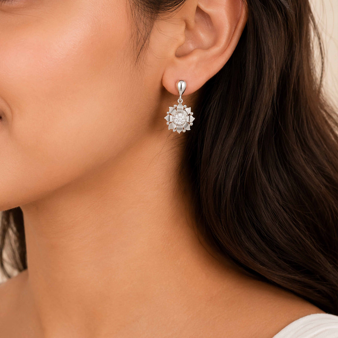 Elegant Blossom 925 Sterling Silver Diamond Radiance Earrings