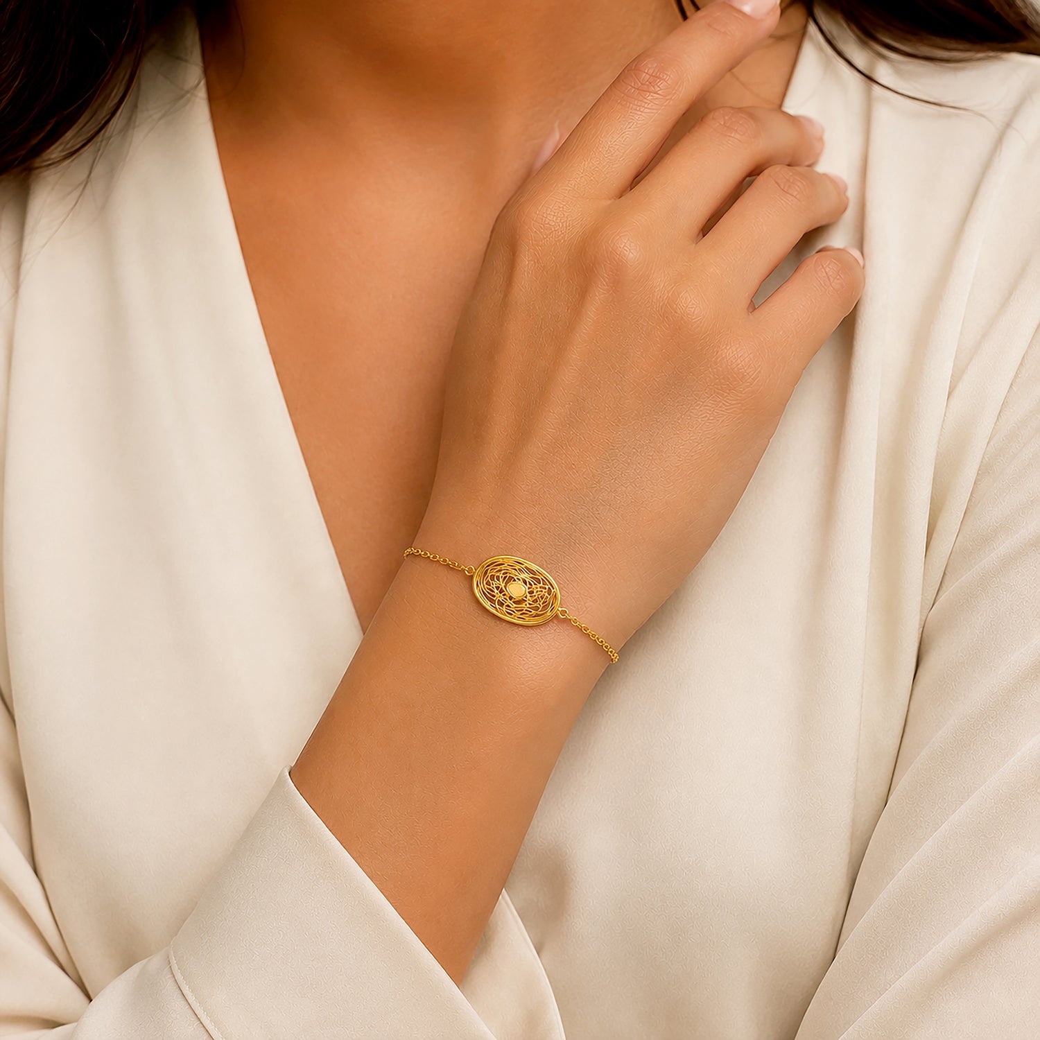 Elegant Oval 925 Sterling Silver Designer Bracelet