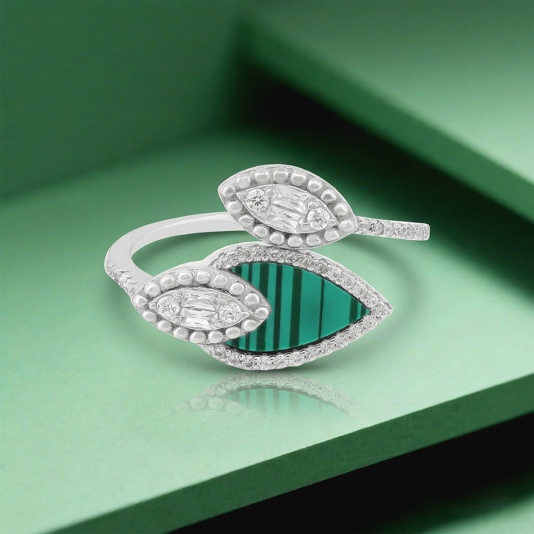 Elegant Green Bypass Style 925 Sterling Silver Ring for Women
