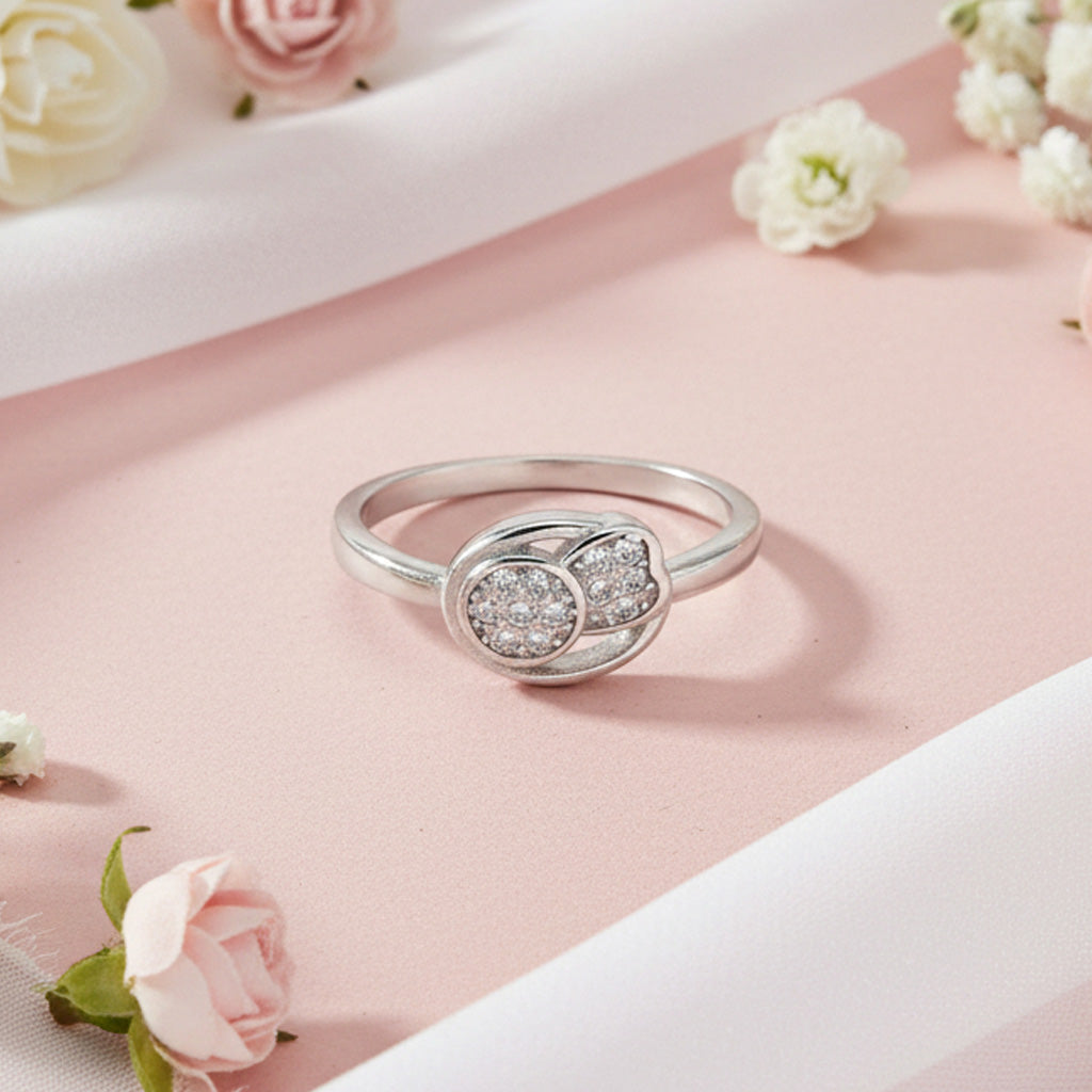 Elegant Knot Design 925 Sterling Silver Ring for Women