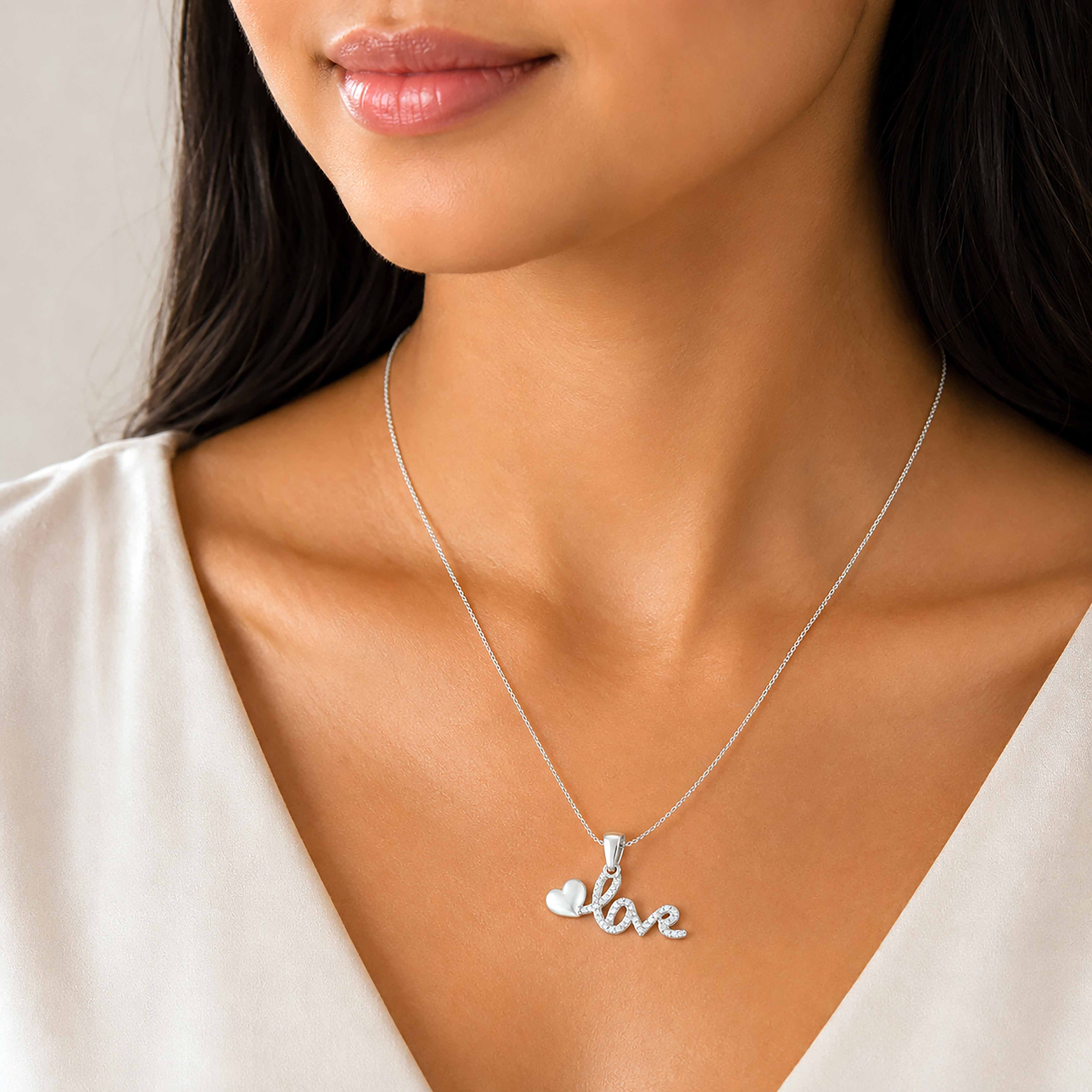 Elegant Love Heart Shine 925 Sterling Silver Pendant for Women