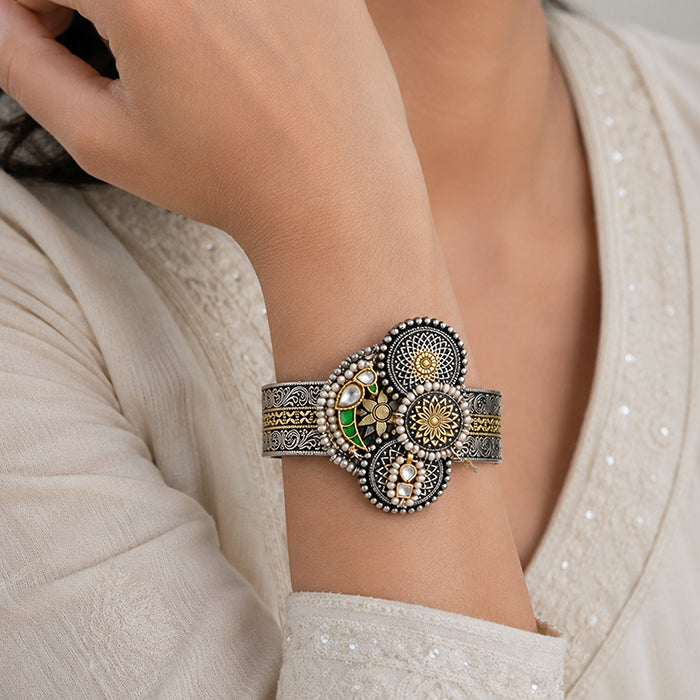 Emeral Parrot Pearl Chakra 925 Sterling Silver Kada