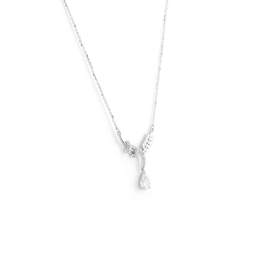 Ethereal Leafy Design Pendant with Chain