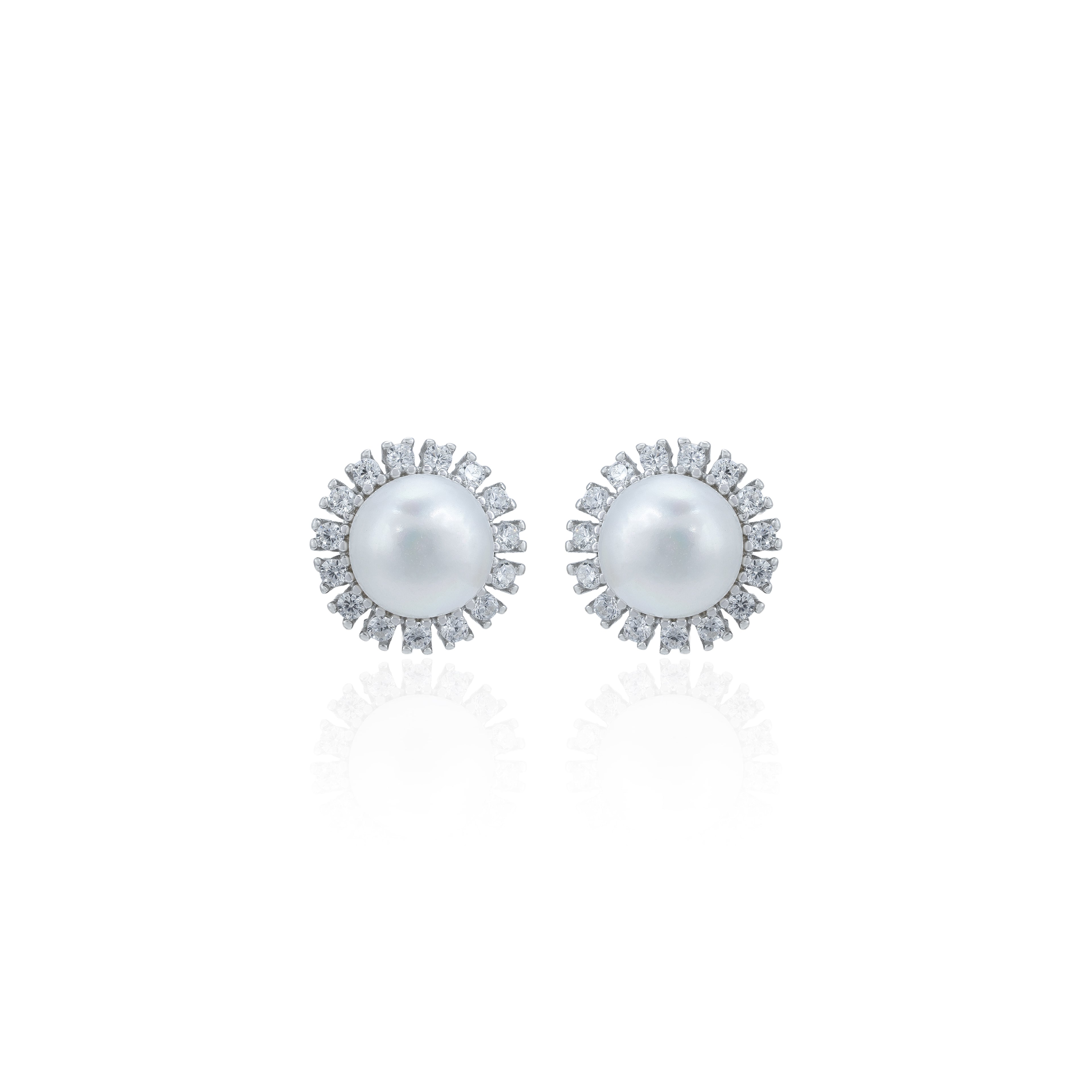Glittering White Pearl 925 Sterling Silver Stud for Women