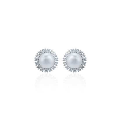 Glittering White Pearl 925 Sterling Silver Stud for Women