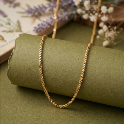 Golden Interwoven Link Pattern 925 Sterling Silver Chain for Women