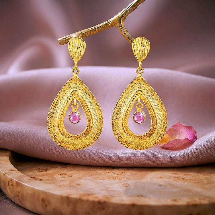 Golden Petal Radiance 925 Sterling Silver Earring