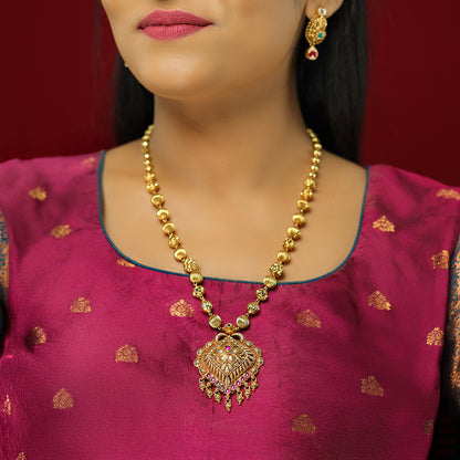 Golden Radiance Diamond Shaped Pendant with Beaded Drop Haram
