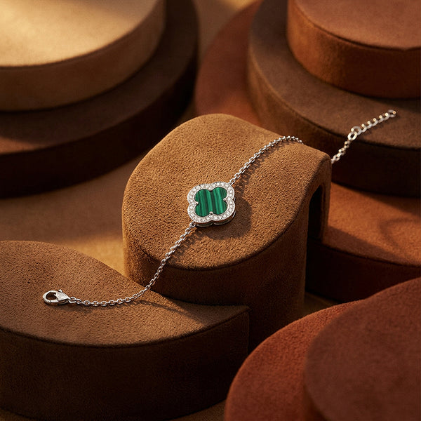 Green clover Clip Bracelet