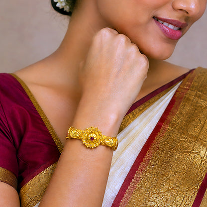 Heritage Filigree Royal Red Stone Silver Mugappu Bangle