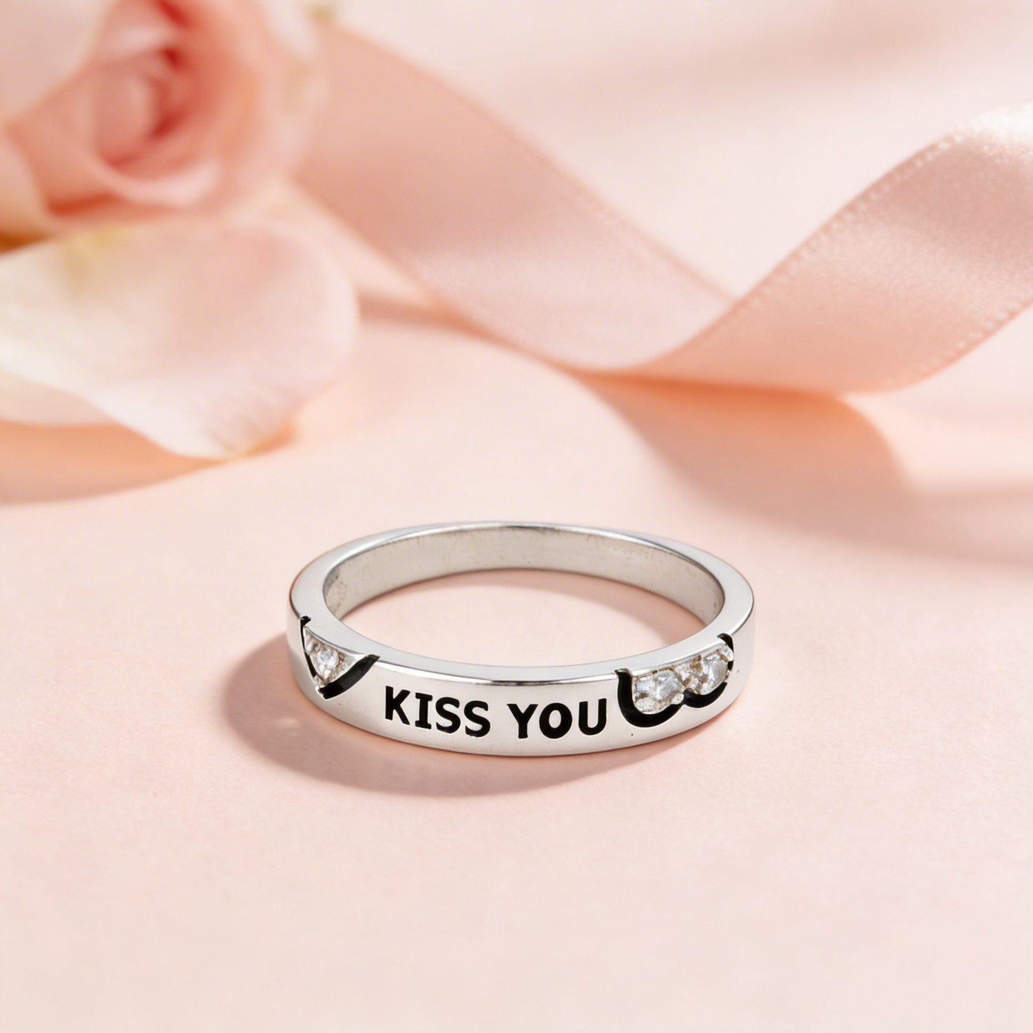 Kiss You 925 Silver Engraved Band Ring