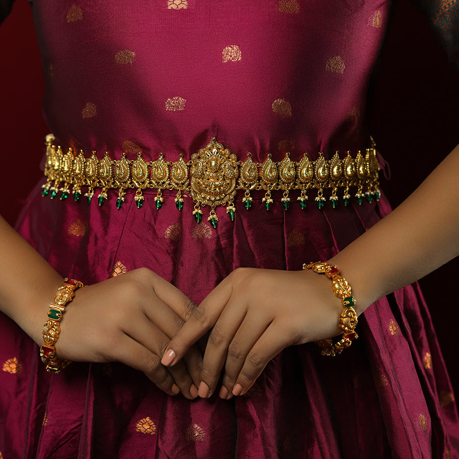 Lakshmi Centered Peacock Accent Green Drops Oddiyanam