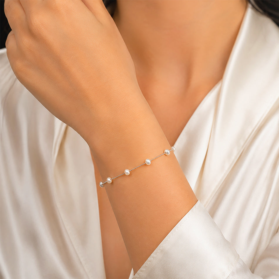 Minimalist White Pearl Silver Link Bracelet