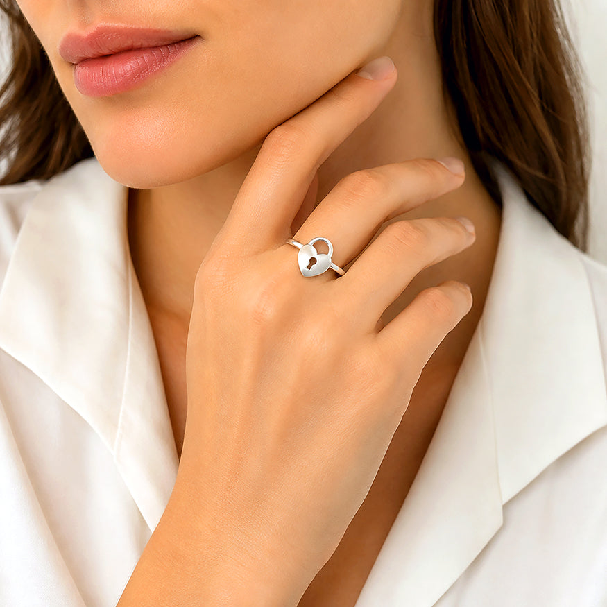 Minimalist Heart Lock 925 Sterling Silver Ring