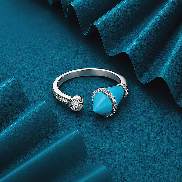 Modern Pyramid Blue Spark Silver Ring
