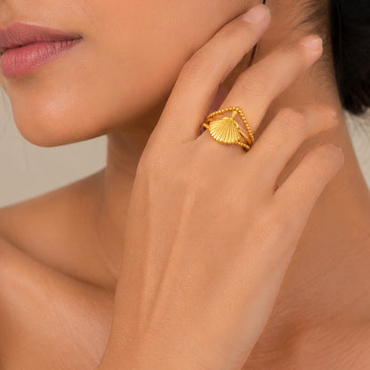 Ocean Treasure Shell Golden Sculptural Contemporary Designer Ring