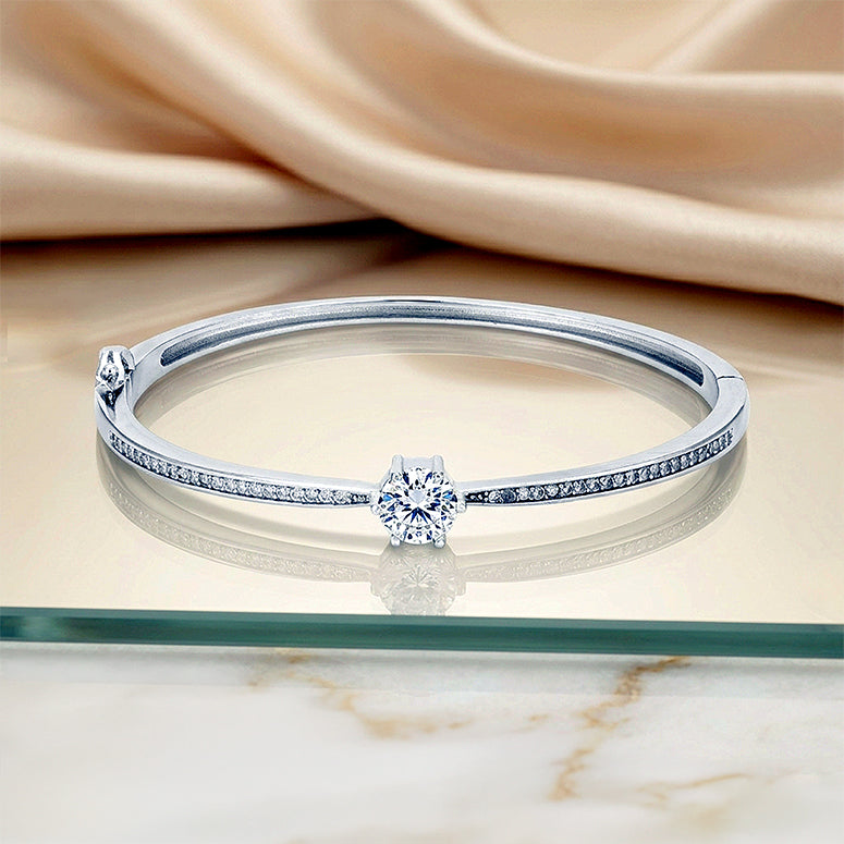 Oval Stone Sparkling Band 925 Sterling Silver Kada for Women