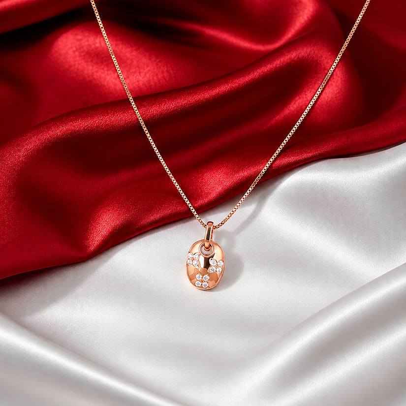Petal Spark Oval Floral Silver Chain Pendant for Women