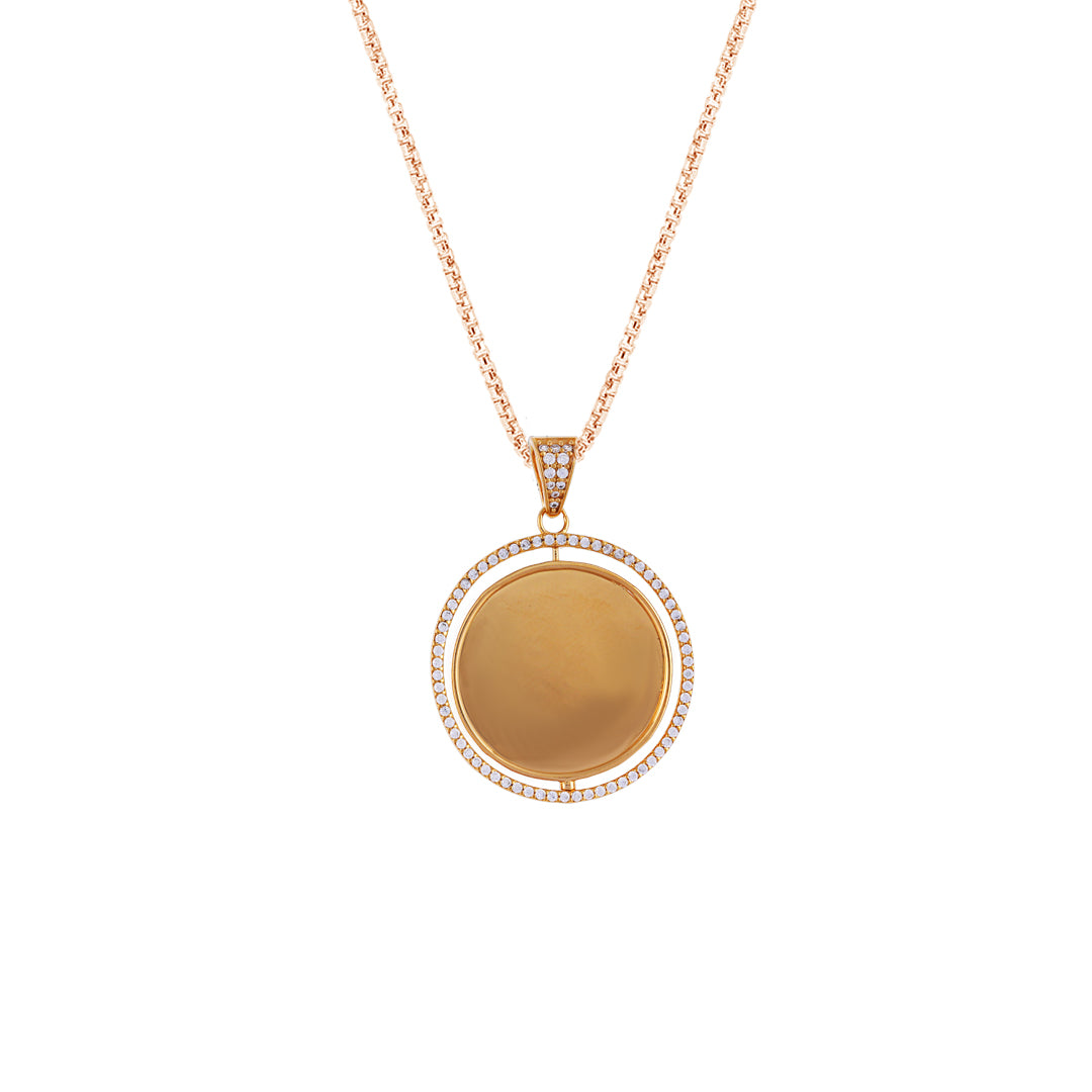 Radiant Gold Chain Pendant IO0004