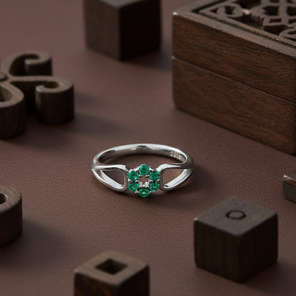 Radiant Green Bloom 925 Sterling Silver Ring for Women