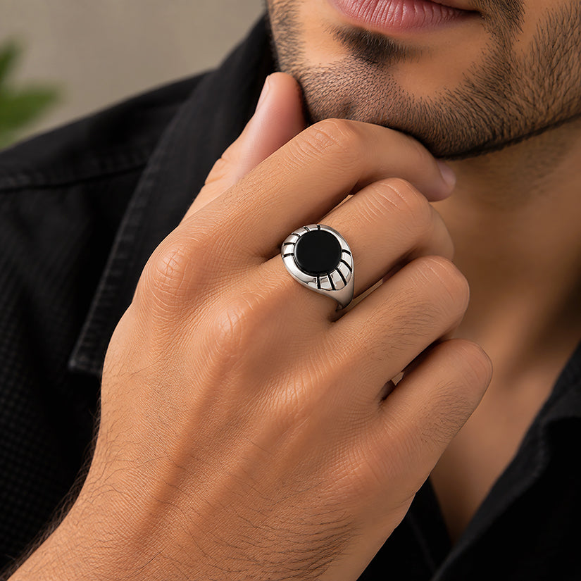 Radiant Halo 925 Sterling Silver Black Agate Ring