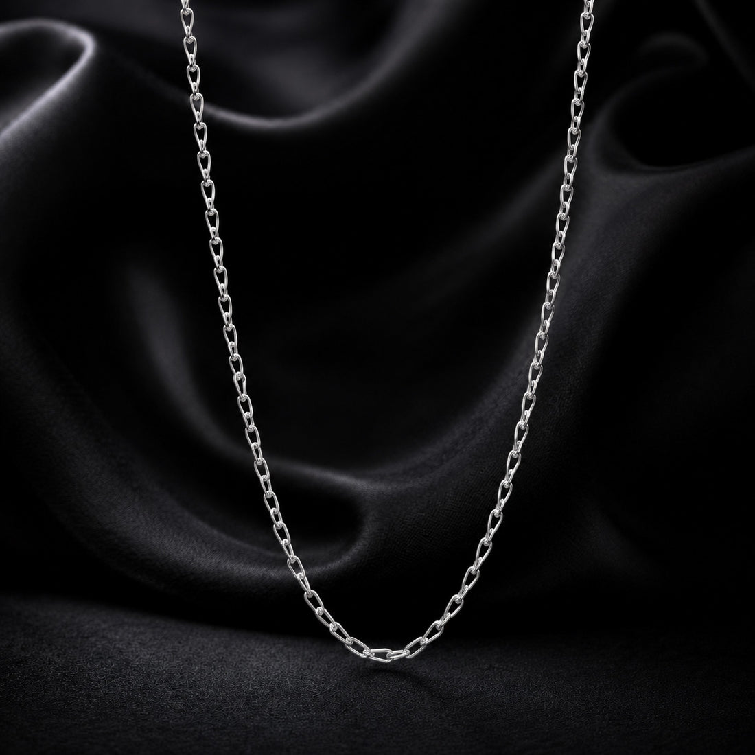 Refined Oval Loop 925 Sterling Silver Chain